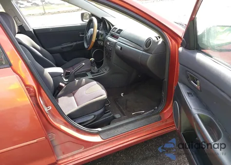 2004 Mazda Mazda3 S z USA, uszkodzony, nr VIN JM1BK323241122581